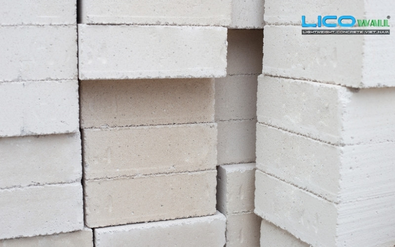 Chồng gạch bê tông khí chưng áp