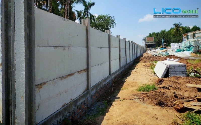 Bức tường được làm từ tấm bê tông nhẹ EPS