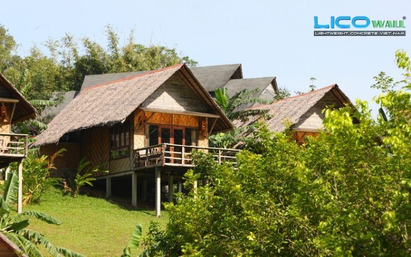 Mẫu nhà sàn bê tông 1 tầng – Tối giản và tiết kiệm