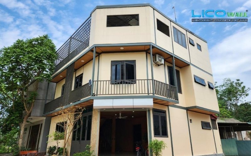 Homestay được xây dựng từ nhà khung thép kết hợp bê tông nhẹ EPS LICO WALL