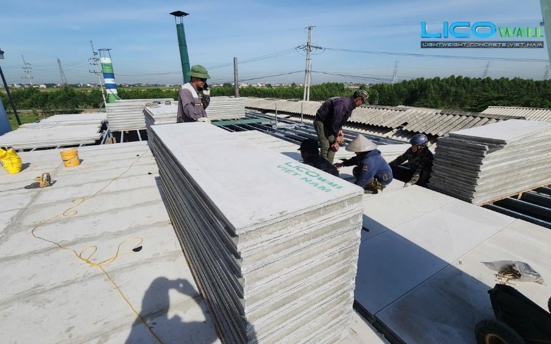 Các tấm bê tông nhẹ EPS trong quá trình xây dựng công trình