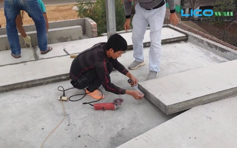 Cắt và gia công trong quy trình sản xuất bê tông nhẹ EPS