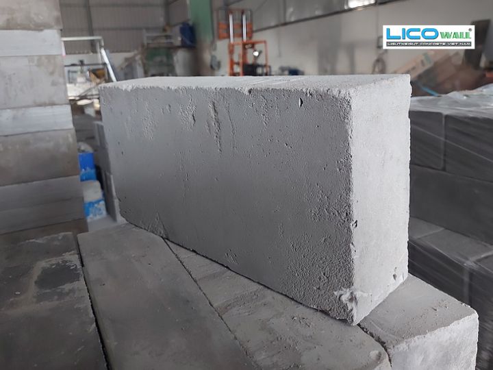 Bê Tông Nhẹ Bị Ẩm - 4